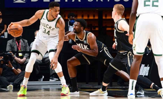  霍勒迪防守锁死对方核心，雄鹿凭借团队配合轻取老鹰扩大领先优势